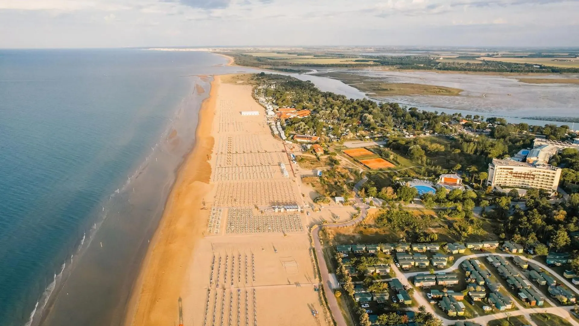 Beachside Tranquility In Our 1 Bedroom Apartment By Beahost Rentals Bibione 0*,  Italy